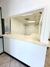 1302 Washington Blvd, Beaumont, TX à louer Photo intérieure– Image 2 sur 5