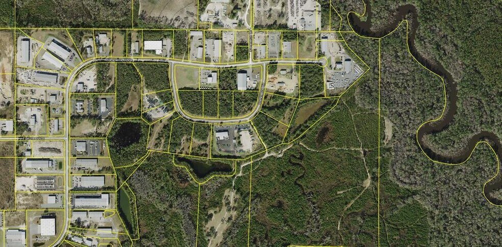 146 Commerce Blvd, Midway, FL à vendre - Photo de l’immeuble – Image 2 sur 3
