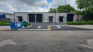 Plus de détails pour 8747 SW 134th St, Miami, FL - Bureau/Local commercial à louer