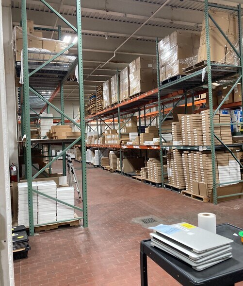 1101-1113 Jefferson Ave, Elizabeth, NJ à louer - Photo de l’immeuble – Image 3 sur 10