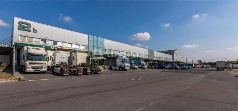 Industriel/Logistique dans Aulnay-sous-Bois à louer - Photo de l’immeuble – Image 1 sur 8