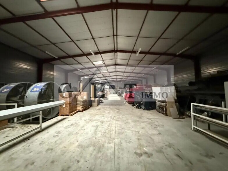 Industriel/Logistique dans Fontenay-Trésigny à vendre - Photo intérieure – Image 1 sur 6