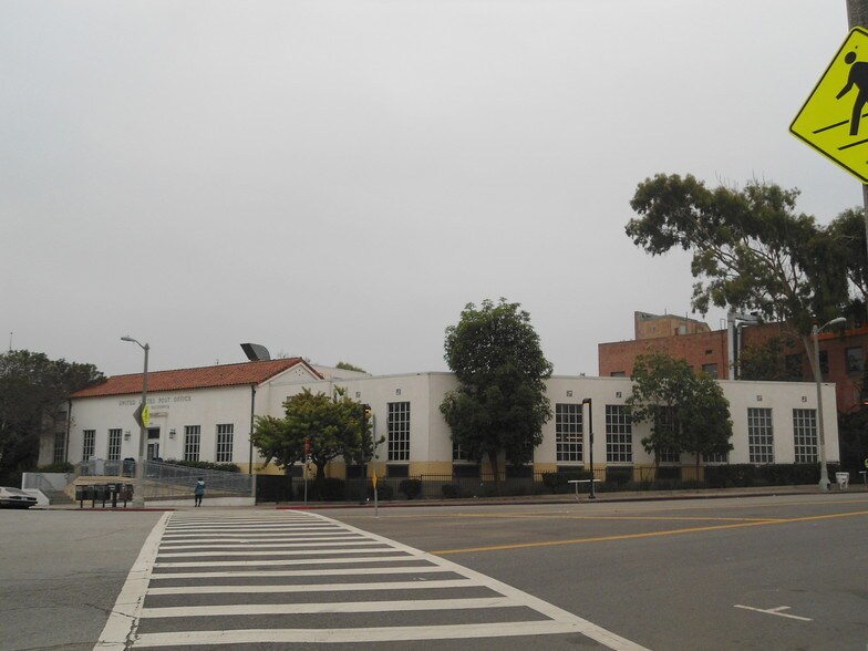 1601 Main St, Venice, CA à vendre - Photo de l’immeuble – Image 2 sur 14