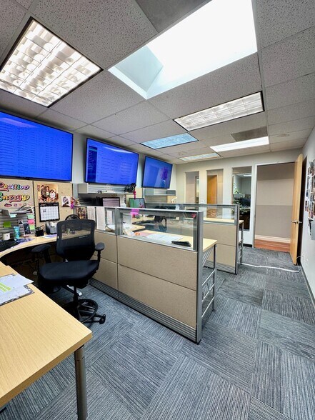 481 Auzerais Ave, San Jose, CA à vendre - Photo de l’immeuble – Image 3 sur 6
