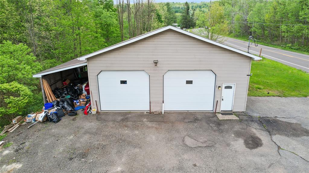 1401 Day Hollow Rd, Endicott, NY à vendre Photo de l’immeuble– Image 1 sur 11