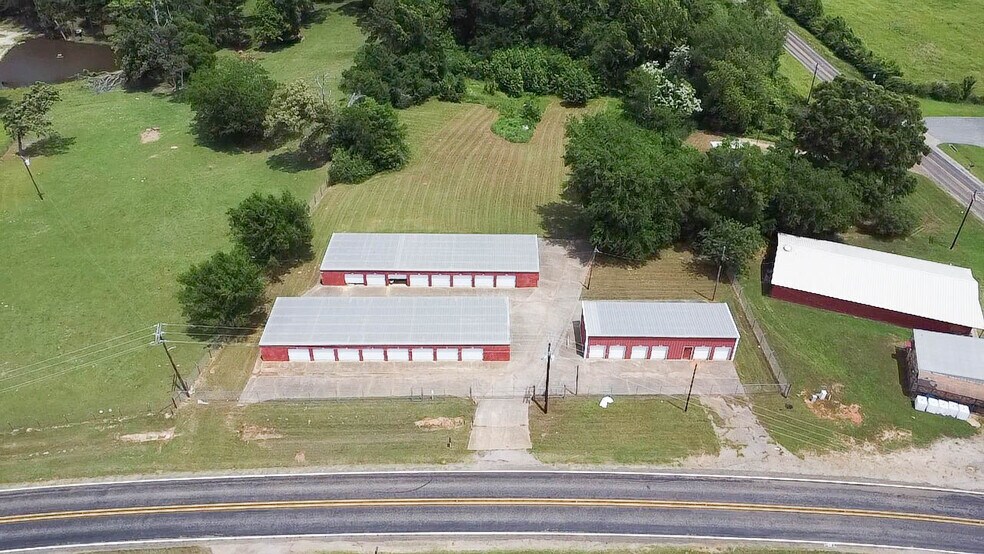 7077 FM 3358, Gilmer, TX à vendre - Photo de l’immeuble – Image 2 sur 5