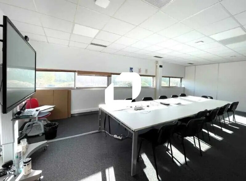 Bureau dans Bordeaux à louer - Photo de l’immeuble – Image 2 sur 8