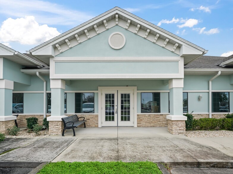 4636 Bellwether Ln, Oxford, FL à louer - Photo de l’immeuble – Image 3 sur 52