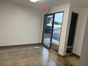 2200-2220 E Gladwick St, Rancho Dominguez, CA à louer Photo intérieure– Image 1 sur 6