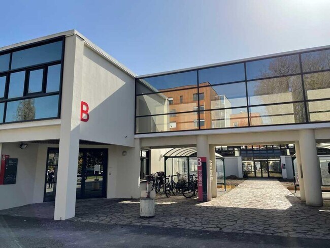 Plus de détails pour 8 Boulevard Albert Einstein, Nantes - Bureau à louer