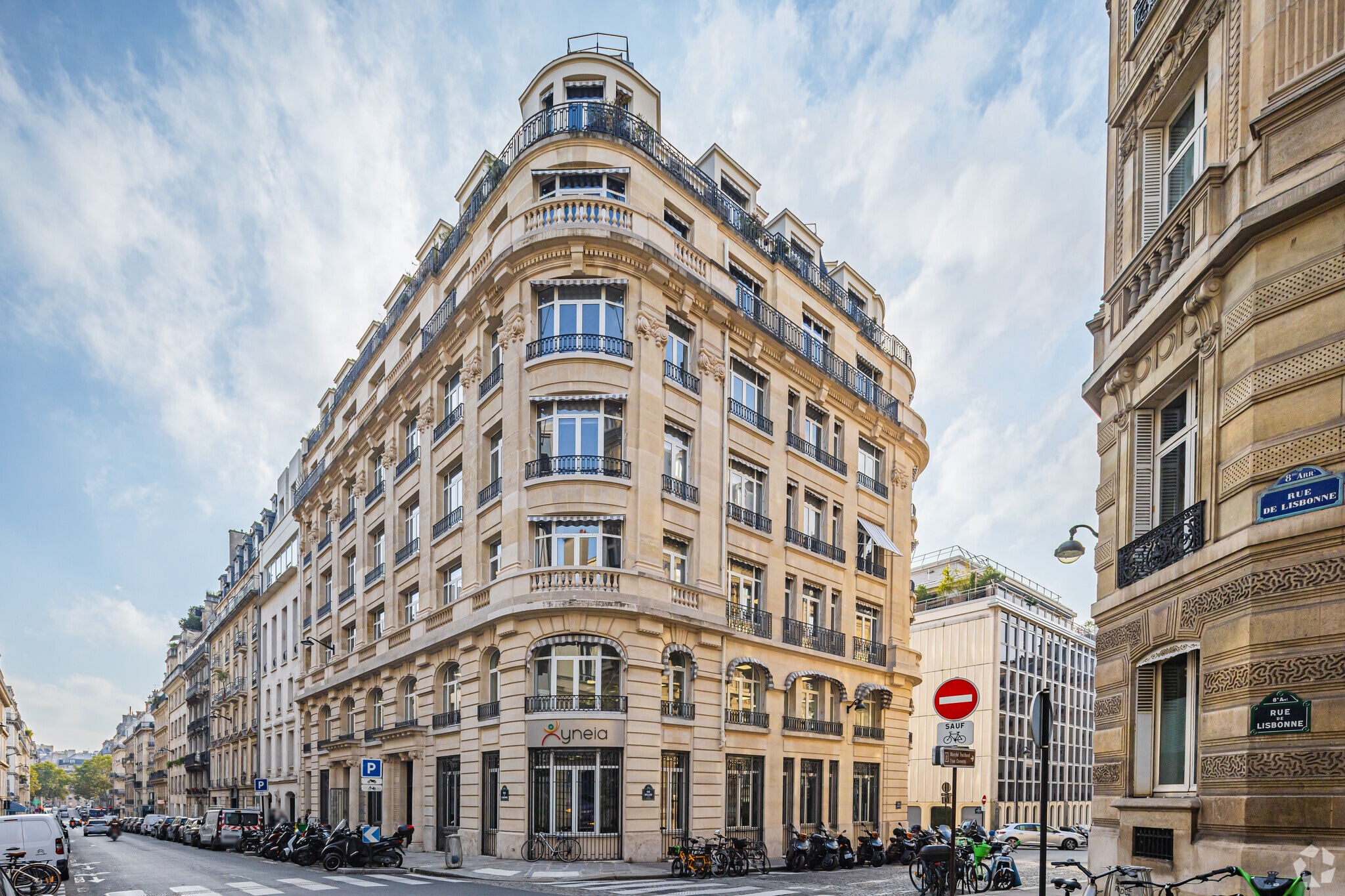 29 Rue De Lisbonne, Paris à louer Photo principale– Image 1 sur 7