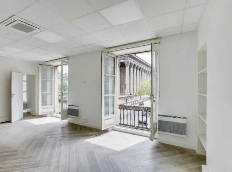31 Place De La Madeleine, Paris à louer - Photo de l’immeuble – Image 2 sur 10