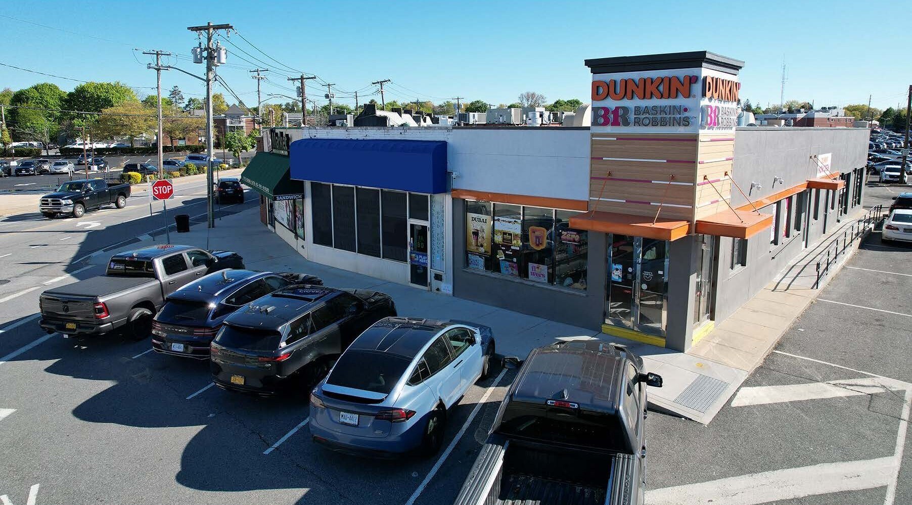 55-59 Jackson Ave, Syosset, NY à louer Photo principale– Image 1 sur 19