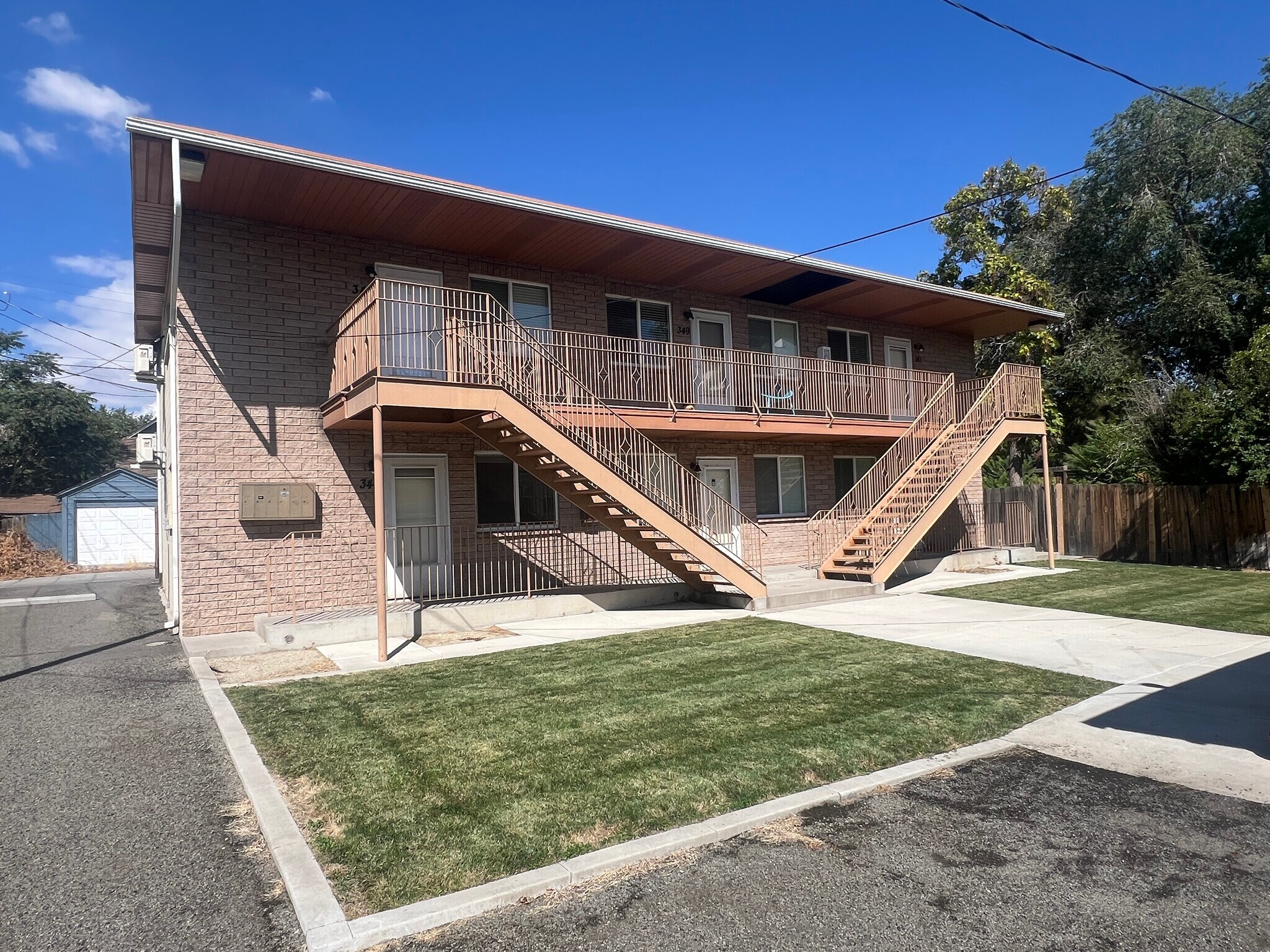 357 Roberts St, Reno, NV à vendre Photo principale– Image 1 sur 35