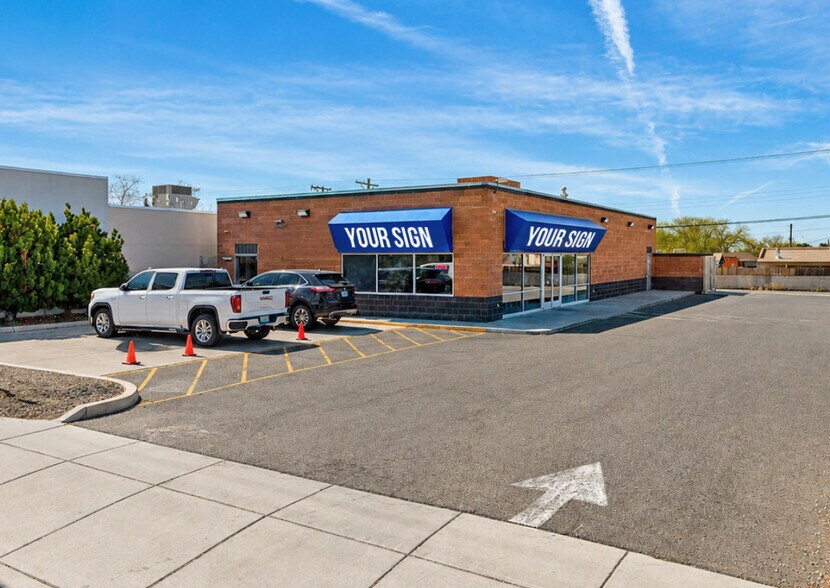 241 Eubank Blvd NE, Albuquerque, NM à louer - Photo de l’immeuble – Image 1 sur 6
