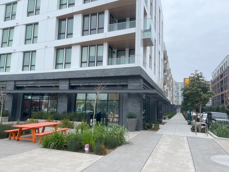 4310-4515 Hubbard st, Emeryville, CA à louer - Photo de l’immeuble – Image 3 sur 13