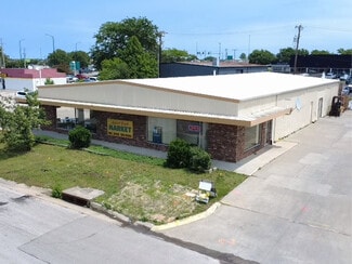 Plus de détails pour 108-110 N Chester St, Olathe, KS - Local commercial à vendre