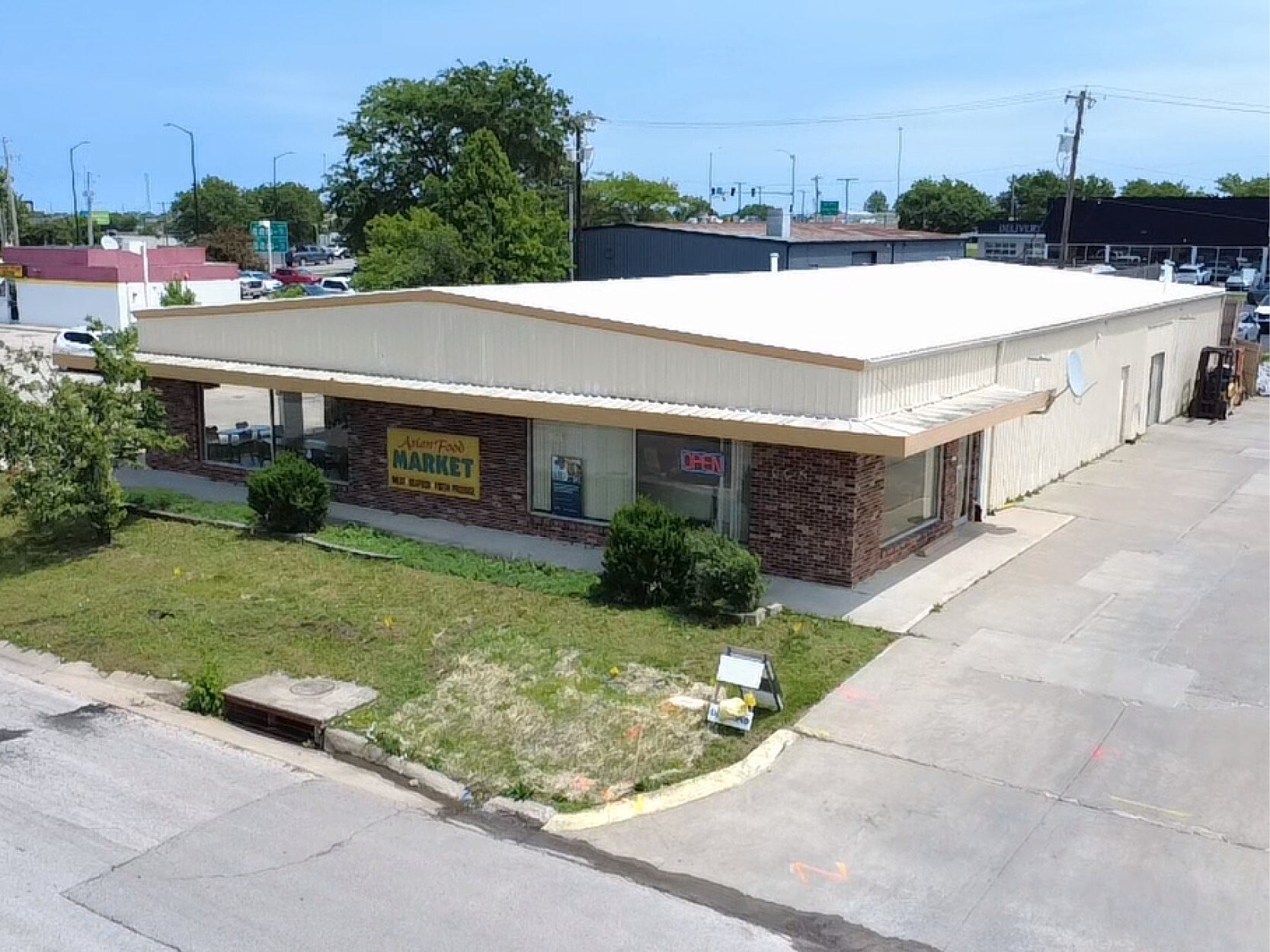 108-110 N Chester St, Olathe, KS à vendre Photo de l’immeuble– Image 1 sur 13