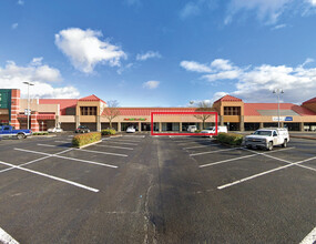400-660 NW Eastman Pky, Gresham, OR à louer Photo de l’immeuble– Image 2 sur 13