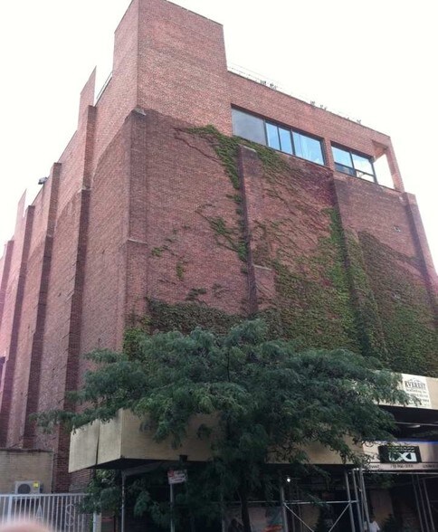 450 87th St, Brooklyn, NY à vendre - Photo principale – Image 1 sur 9