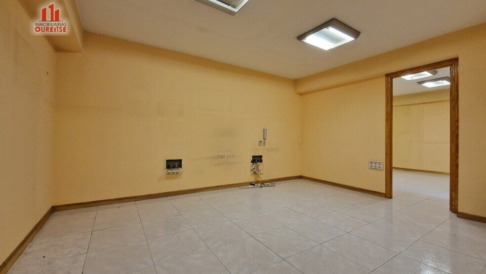 Bureau dans Ourense, Orense à vendre - Photo de l’immeuble – Image 3 sur 12