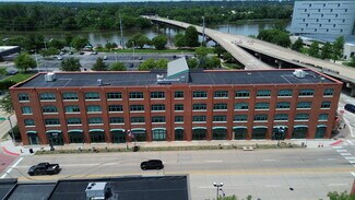 Plus de détails pour 1501 River Dr, Moline, IL - Bureau à louer