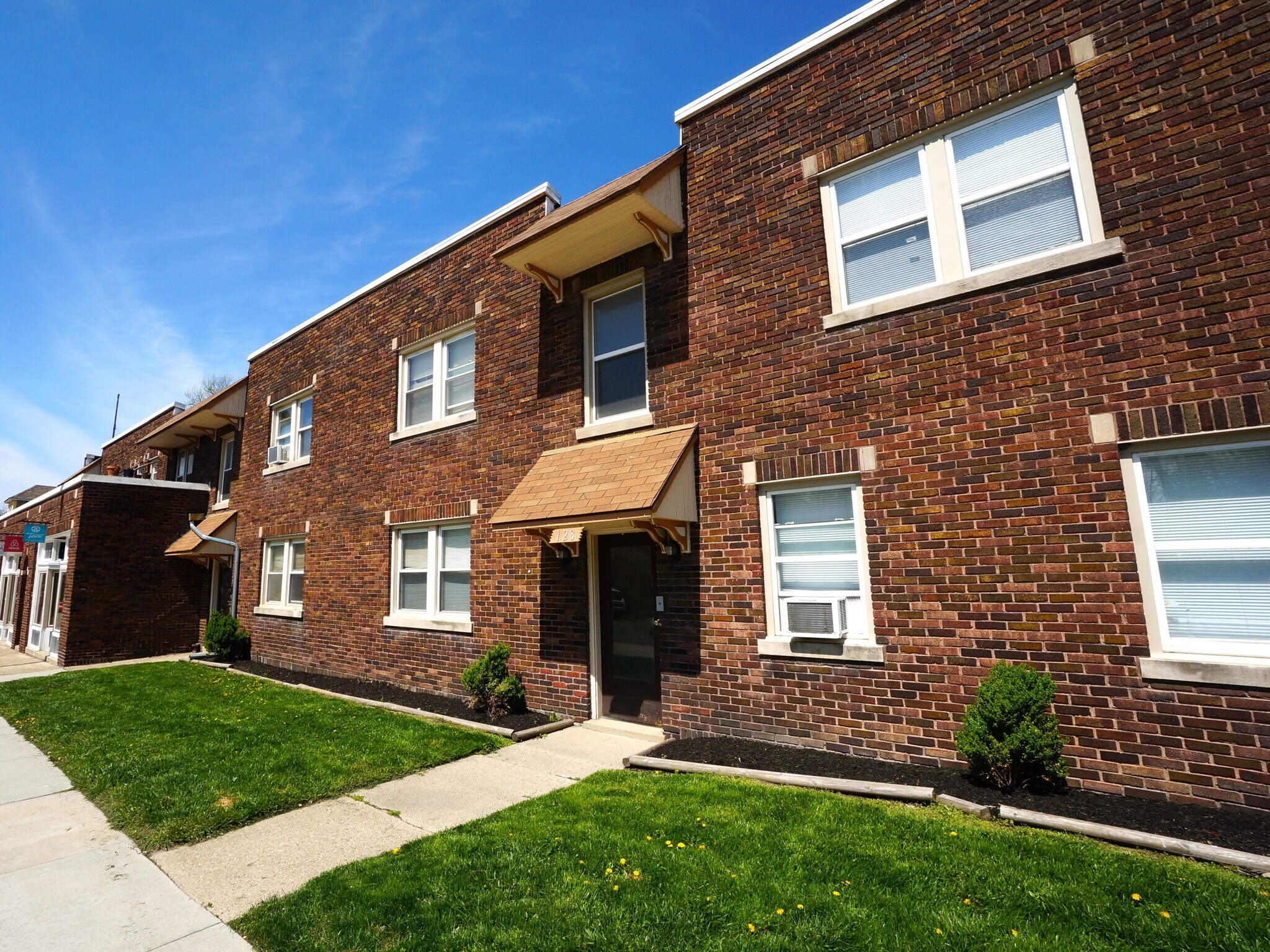 118 Palmer St, Indianapolis, IN à vendre Photo principale– Image 1 sur 14