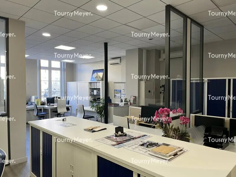 Bureau dans Bordeaux à louer - Photo intérieure – Image 3 sur 9