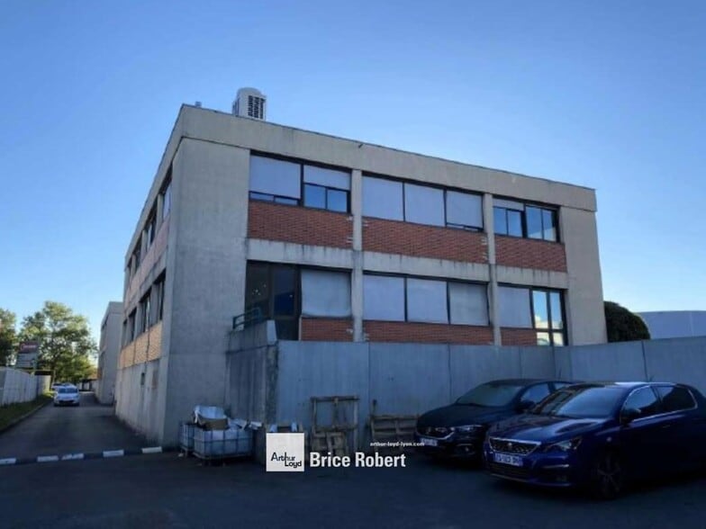 170-210 Chemin De Paisy, Limonest à vendre - Photo de l’immeuble – Image 3 sur 3