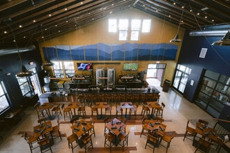 114 Tank Farm Rd, San Luis Obispo, CA à louer Photo de l’immeuble– Image 2 sur 25