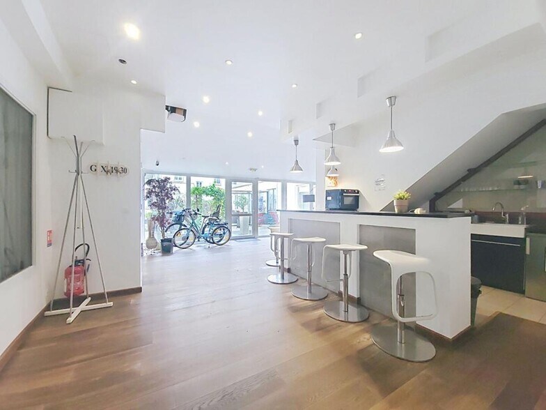 Bureau dans Boulogne-Billancourt à vendre - Photo de l’immeuble – Image 1 sur 6