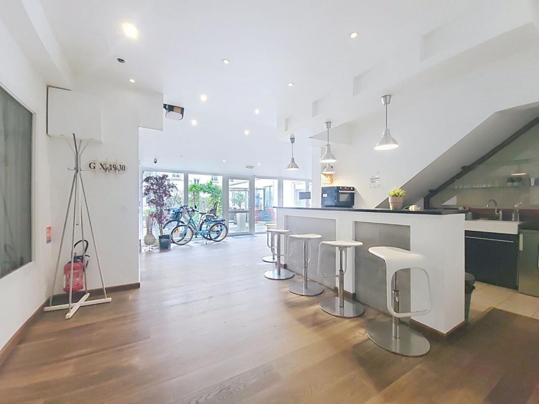 Bureau dans Boulogne-Billancourt à vendre Photo de l’immeuble– Image 1 sur 7