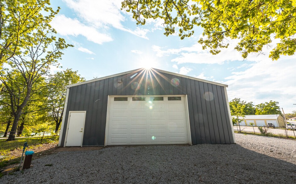 32979 Highway MM, Warsaw, MO à vendre - Photo de l’immeuble – Image 2 sur 18