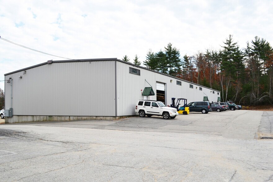 77 Dow Rd, Bow, NH à louer - Photo de l’immeuble – Image 2 sur 6