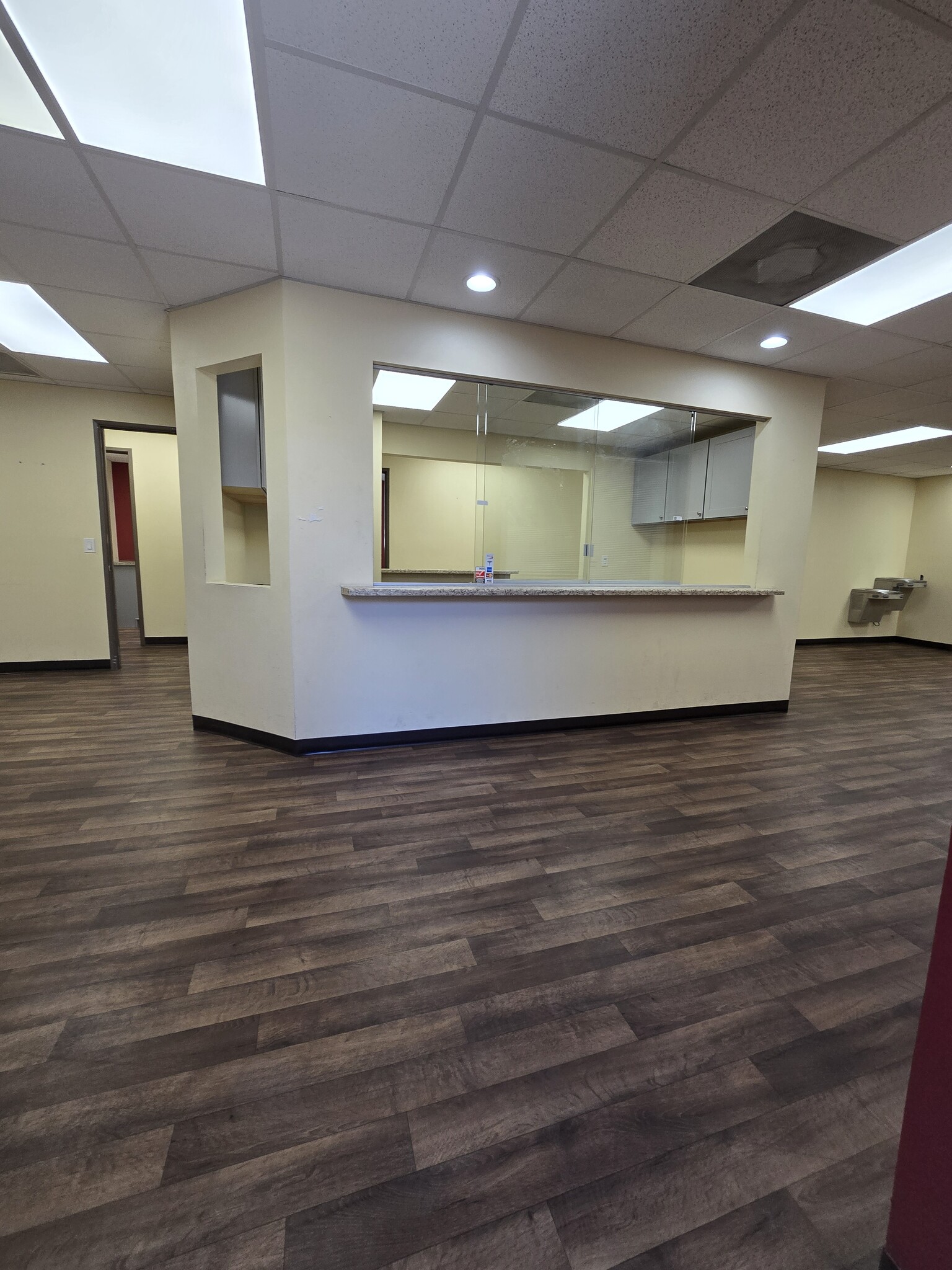 6344 E Broadway Rd, Mesa, AZ à louer Photo de l’immeuble– Image 1 sur 38