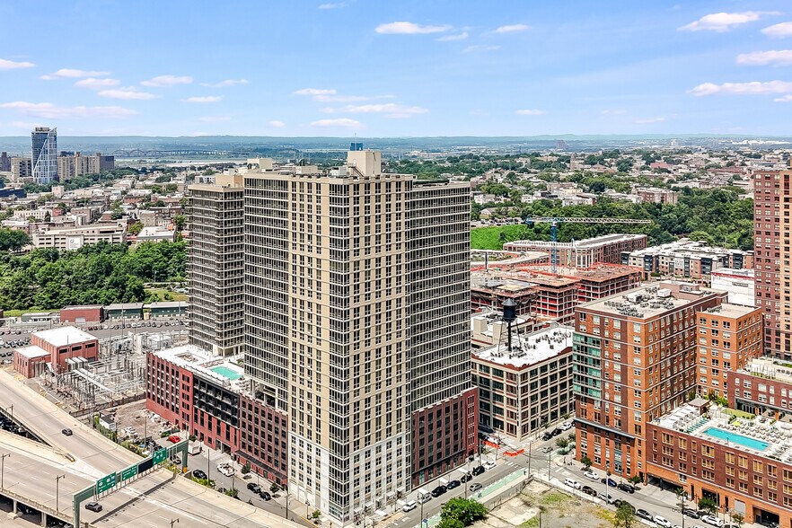 315 15th St, Jersey City, NJ à louer - Photo de l’immeuble – Image 2 sur 5