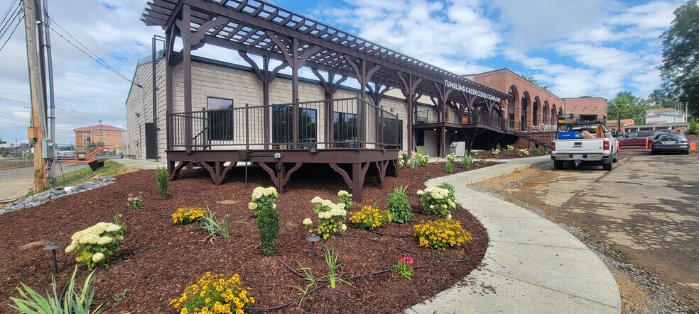 238 W Main St, Abingdon, VA à louer - Photo de l’immeuble – Image 3 sur 14
