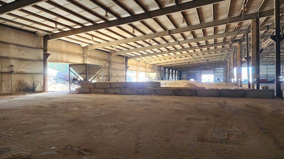 325 Liberty Ln, Grand Cane, LA à louer - Photo de l’immeuble – Image 2 sur 9
