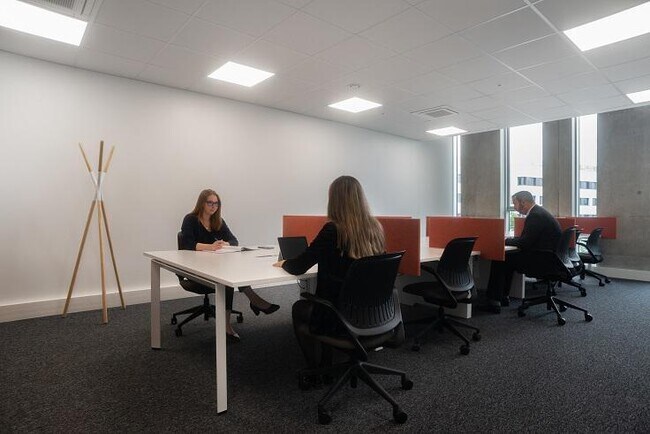 Plus de détails pour Bureau à louer