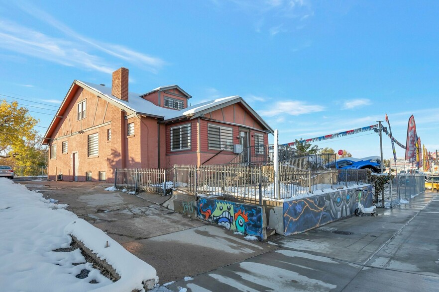 745 Federal Blvd, Denver, CO à vendre - Photo de l’immeuble – Image 2 sur 46