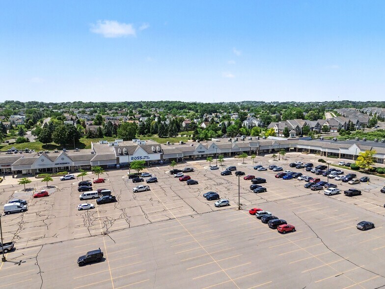 2655-2933 Oak Valley Dr, Ann Arbor, MI à louer - Photo de l’immeuble – Image 3 sur 4