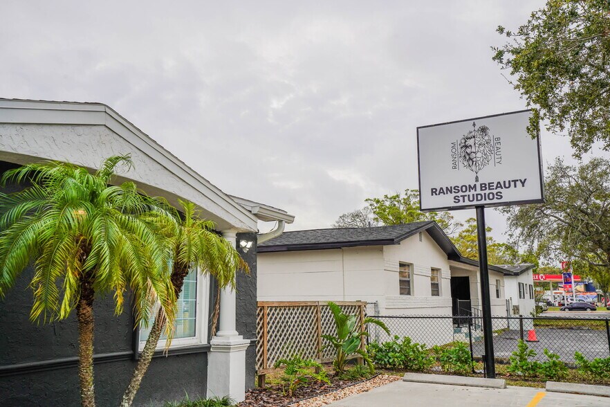 5445 16th St N, Saint Petersburg, FL à louer - Photo de l’immeuble – Image 3 sur 3
