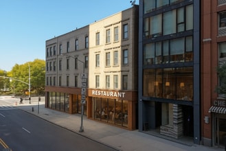 184 11th Ave, New York, NY à louer Photo de l’immeuble– Image 2 sur 6