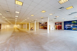 45 S Service Rd, Plainview, NY à louer Numérisation 3D Matterport– Image 1 sur 13