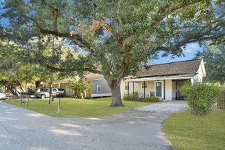 Plus de détails pour 404 W 3rd St, League City, TX - Logement à vendre