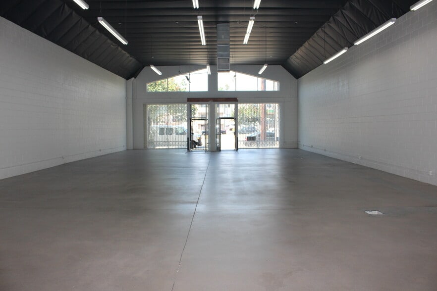 4136 Eagle Rock Blvd, Los Angeles, CA à louer - Photo de l’immeuble – Image 2 sur 11