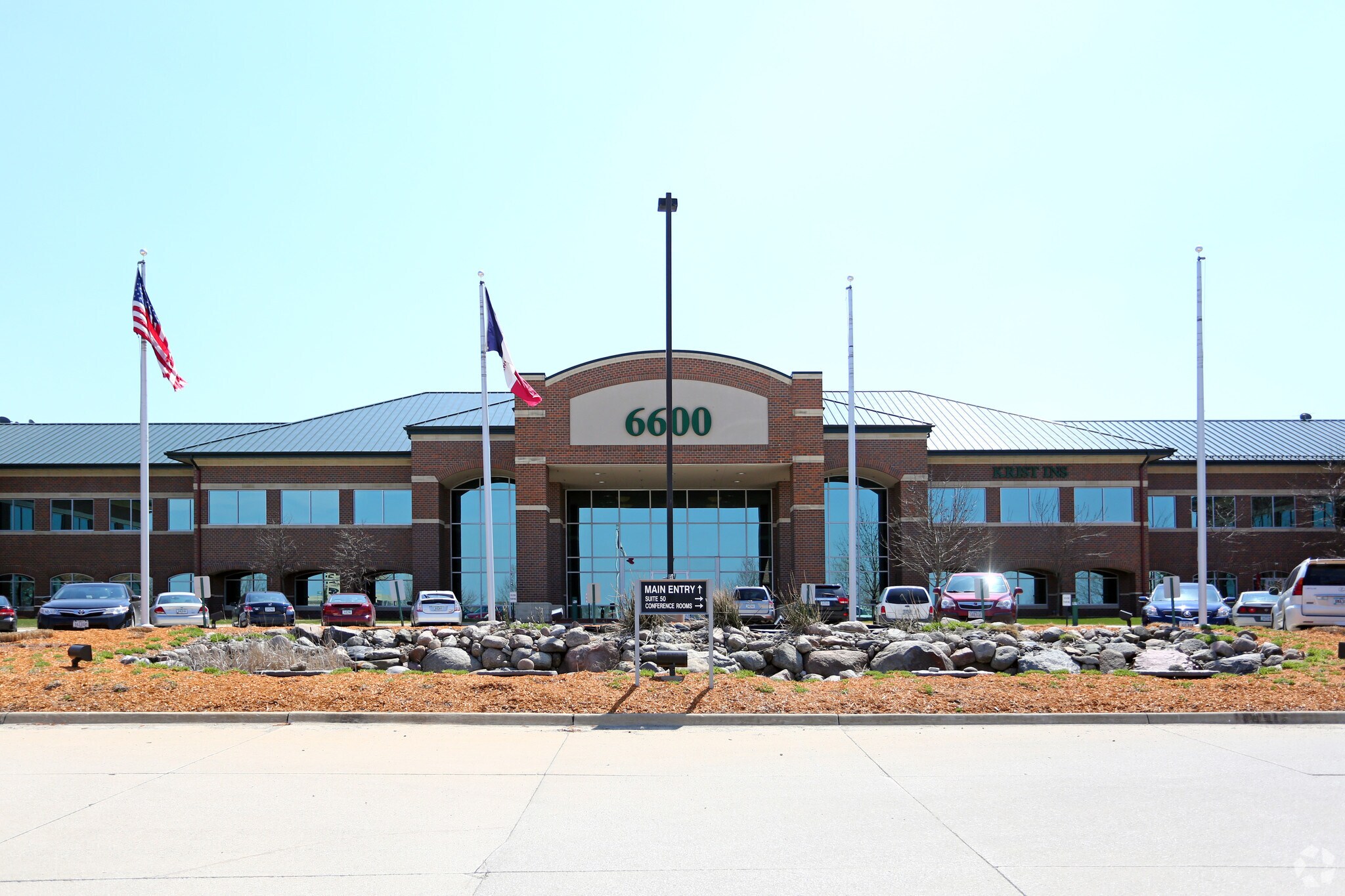 6600 Westown Pky, West Des Moines, IA à louer Photo principale– Image 1 sur 13