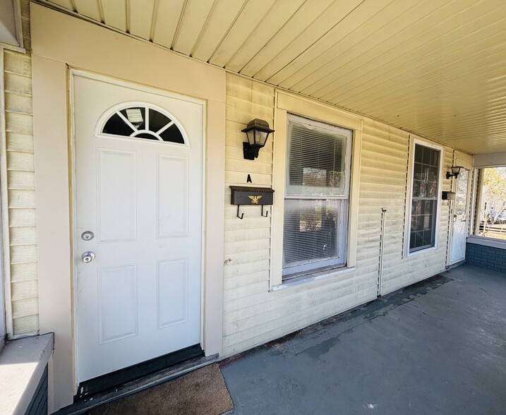 806 S 8th St, Richmond, IN à vendre - Photo de l’immeuble – Image 1 sur 12