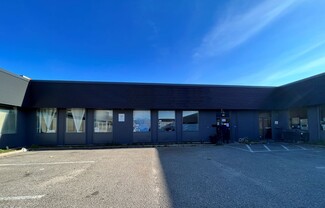 Plus de détails pour 581-597 Trethewey Dr, Toronto, ON - Industriel/Logistique à louer