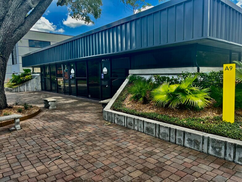 3636 University Blvd S, Jacksonville, FL à louer - Photo de l’immeuble – Image 3 sur 16